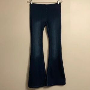 NWOT FREE PEOPLE Women’s Penny Pull on Flare Jeans SZ 27